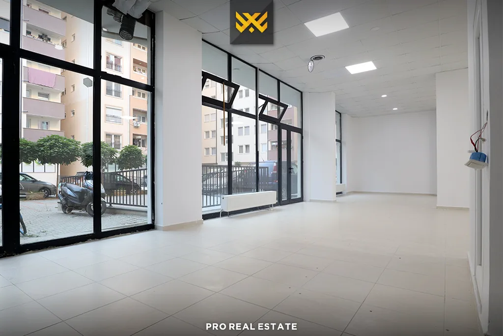 Lokal 210.47m² për #SHITJE në Fushë Kosovë