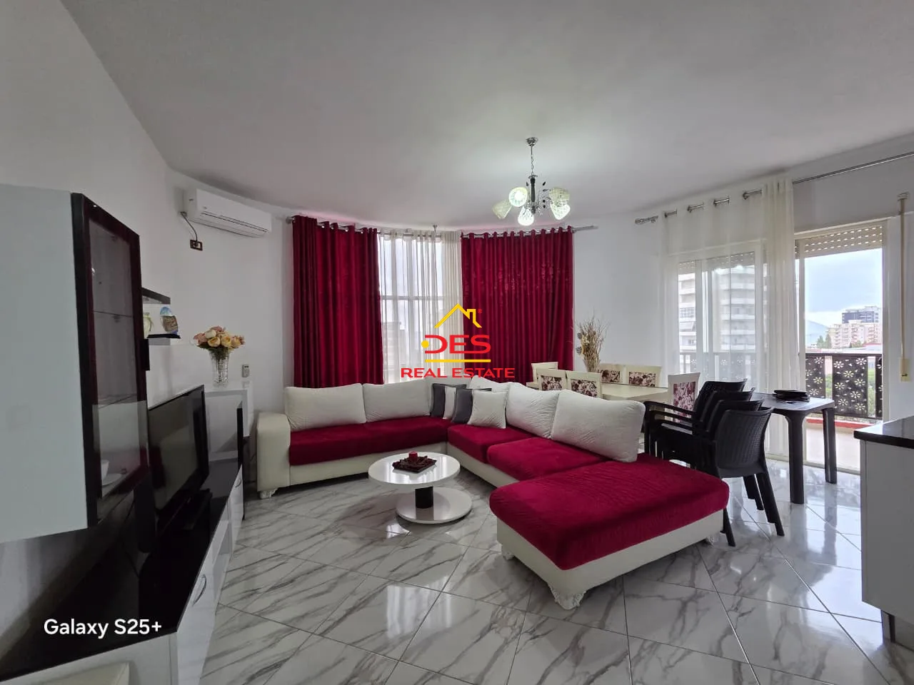 Jepet me qira apartament 2+1+2 pranë hotel partner, vlorë