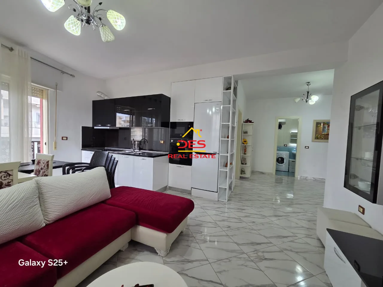 Jepet me qira apartament 2+1+2 pranë hotel partner, vlorë