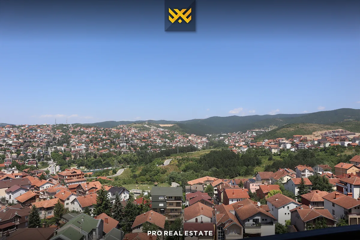 Banesë / Penthouse 157m² + 30m² për #SHITJE në Velani