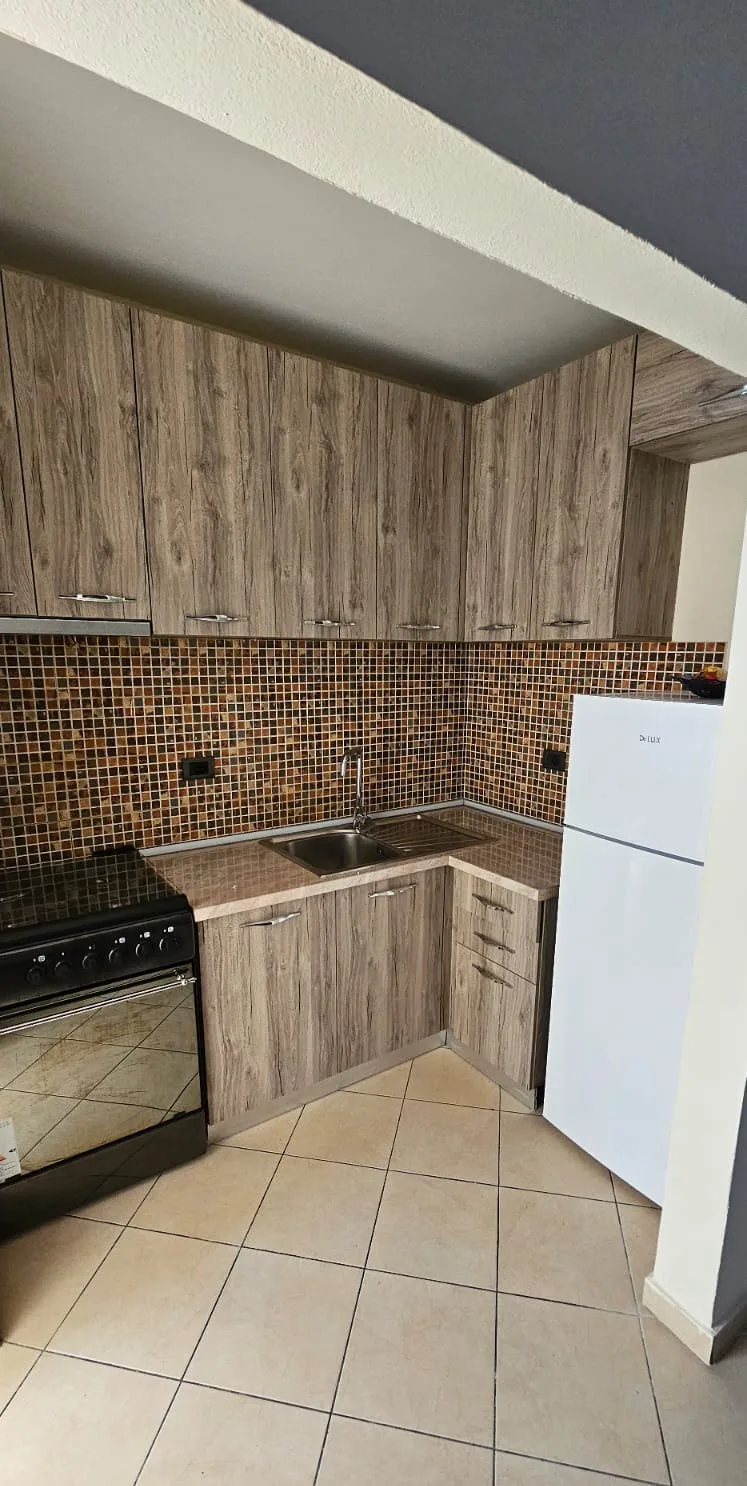 Apartament Me Qera 2+1 Ne Porcelan (ID B221305) Tirane