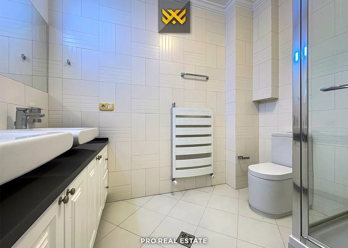Shtëpi 264m² me #QIRA në Lagjen Fshati Ndërkombëtar