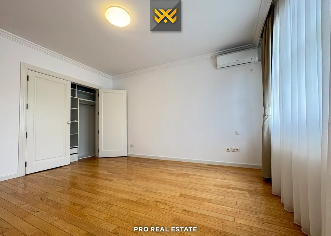 Shtëpi 264m² me #QIRA në Lagjen Fshati Ndërkombëtar