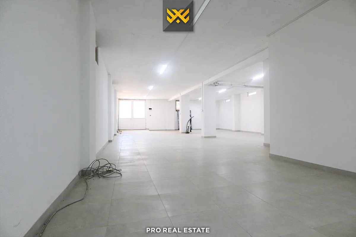 Lokal 200m² me #QIRA në Fushë Kosovë