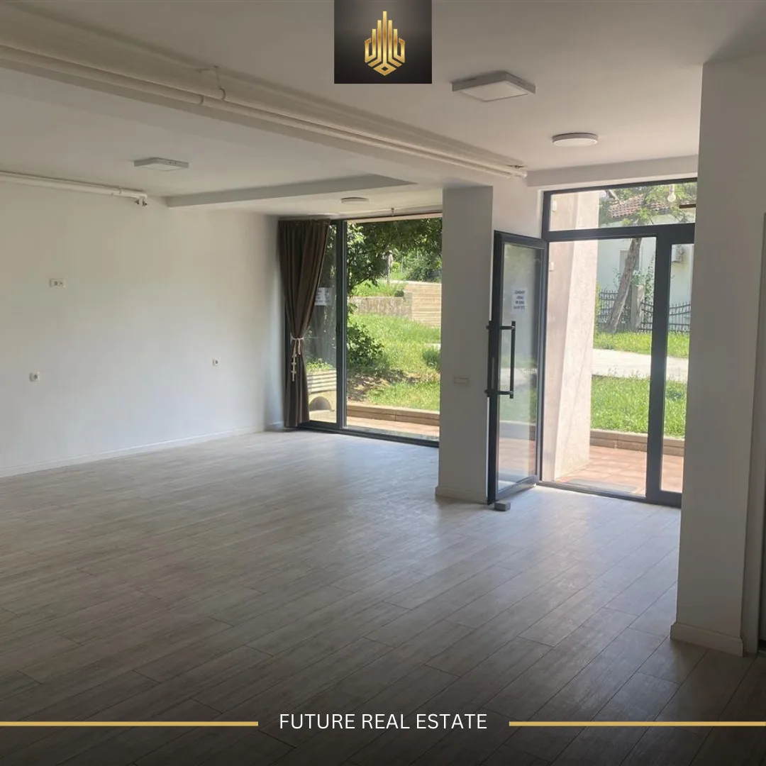 Lokal me QERA/57m²