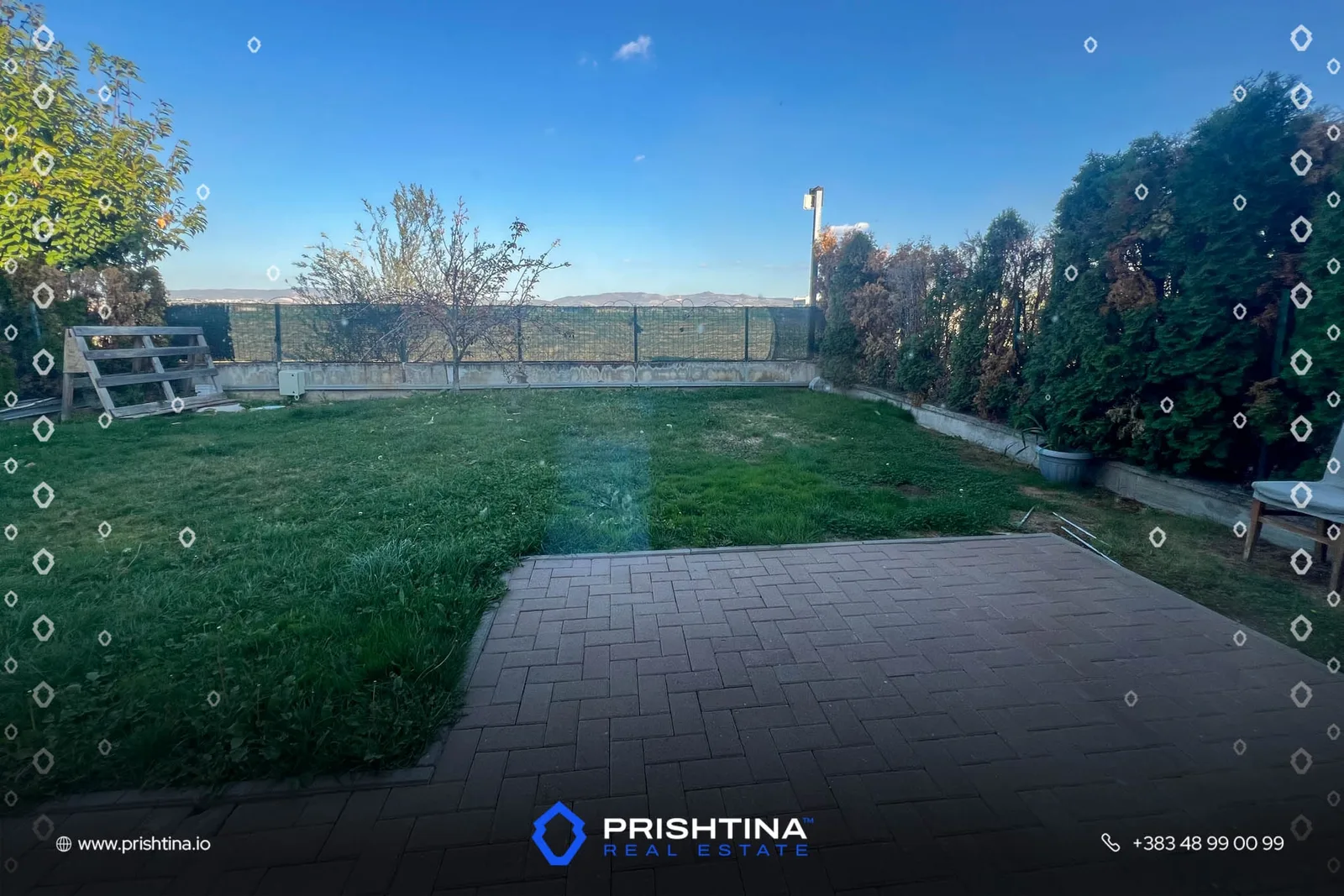Shtëpi me qira 174m² në Marigona Residence