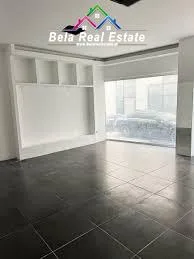 Dyqan ne Shitje Tek Komuna Parisit (ID BD1146) Tirane