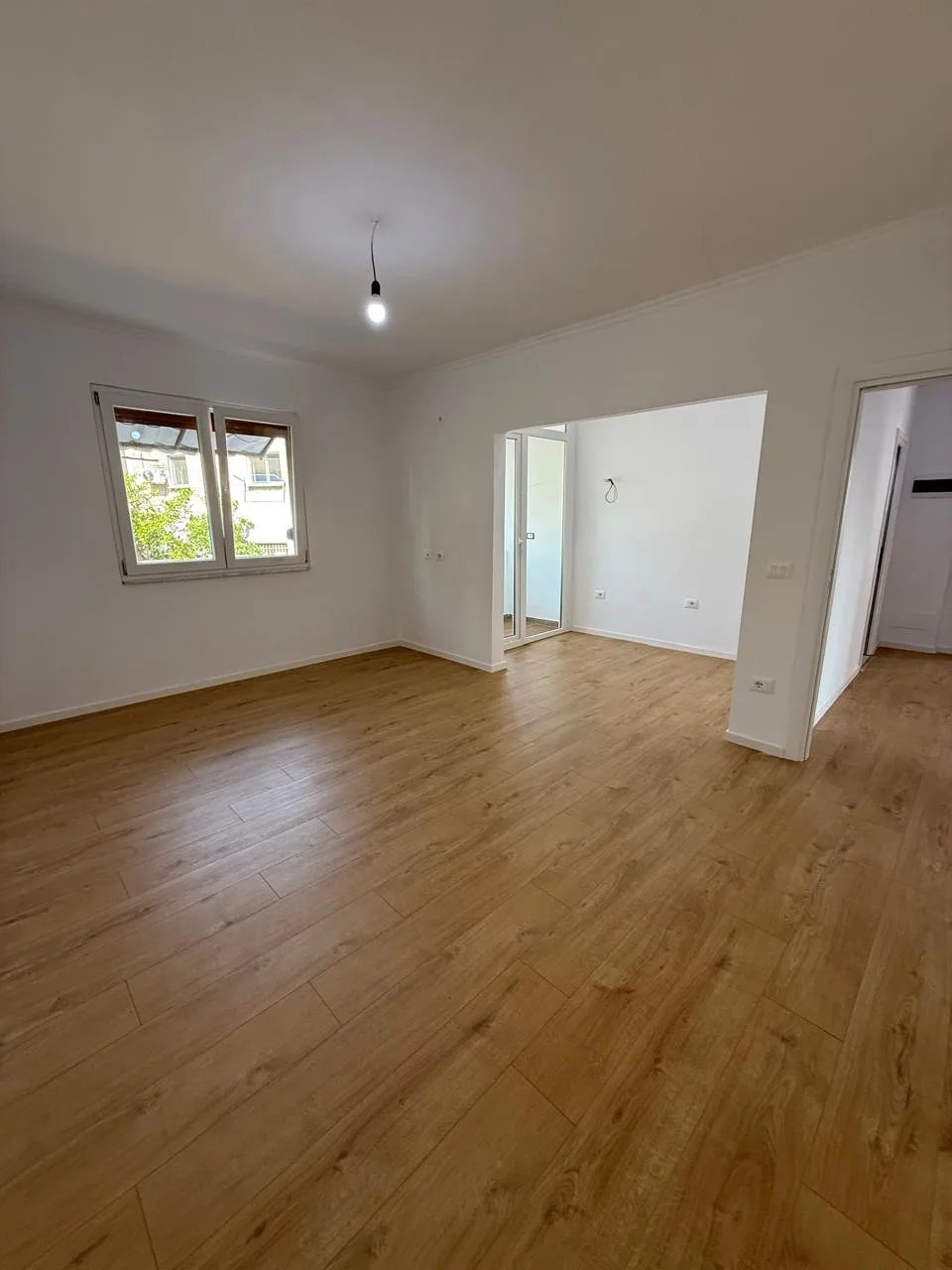 Apartament per Shitje 2+1 ne Ali Dem (ID B121201) Tirane.