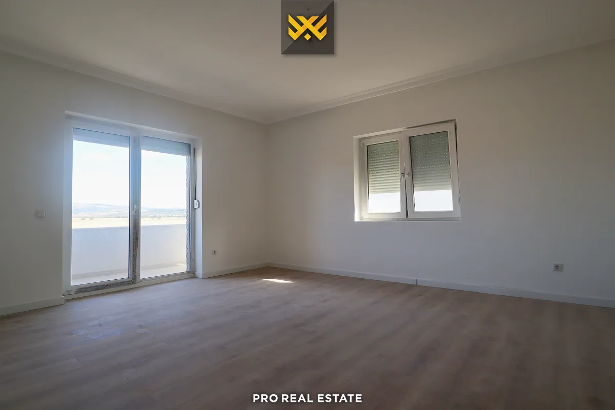 Shtëpi 300m² për #SHITJE te Lagjja Jonë