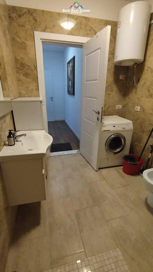 Kat Vile Me Qera 1+1 Tek Rruga E Kavajes (ID BV22374)Tirane
