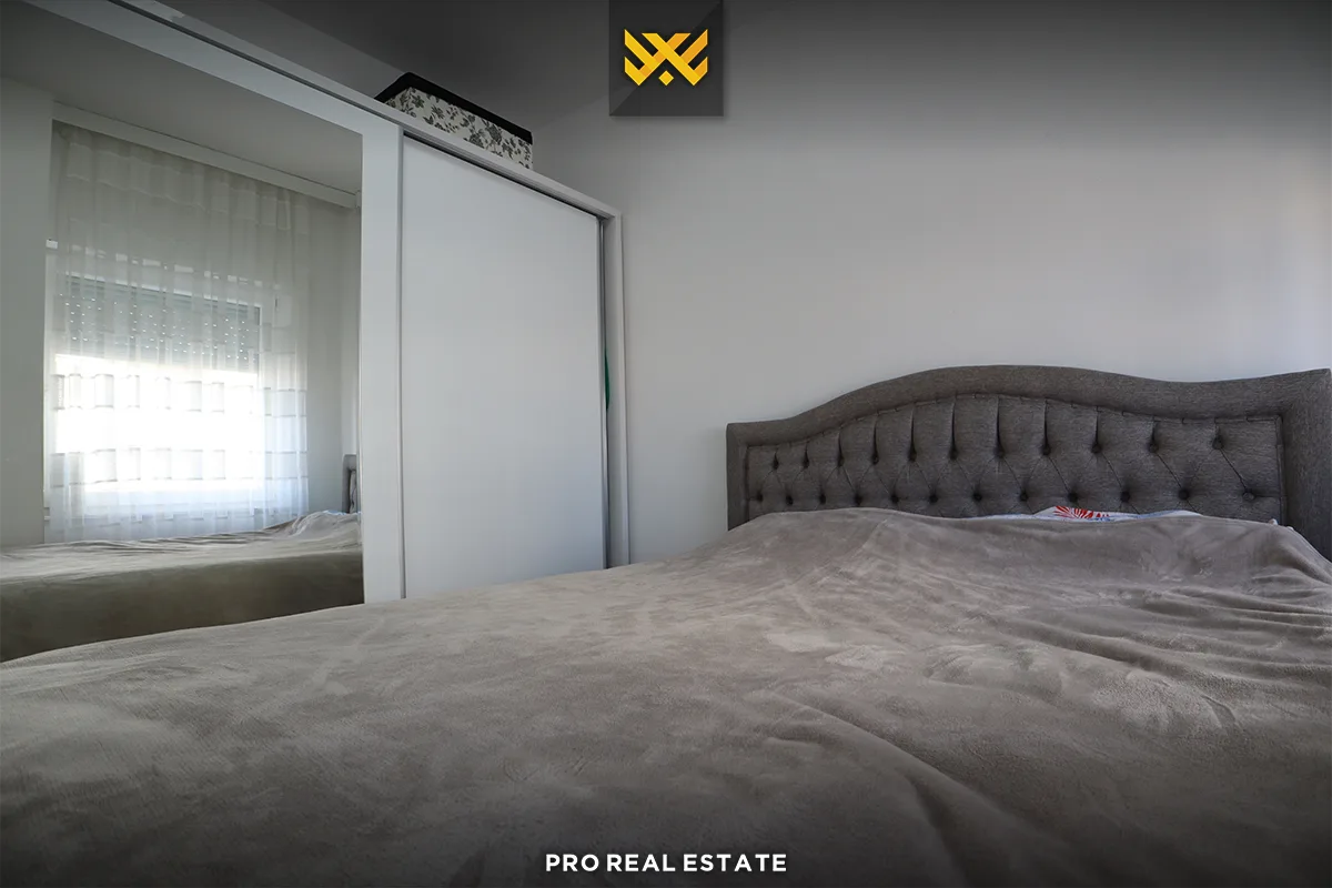 Banesë 94m² për #SHITJE në Tophane.