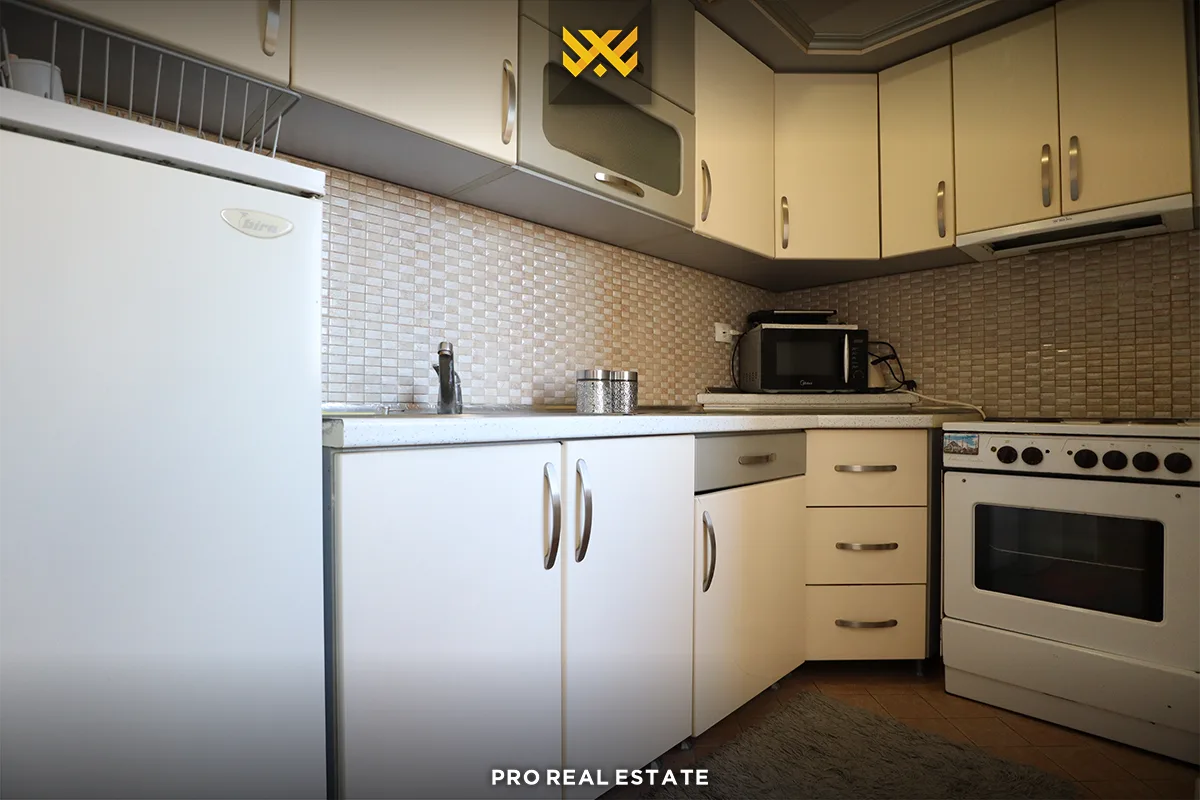 Banesë 94m² për #SHITJE në Tophane.