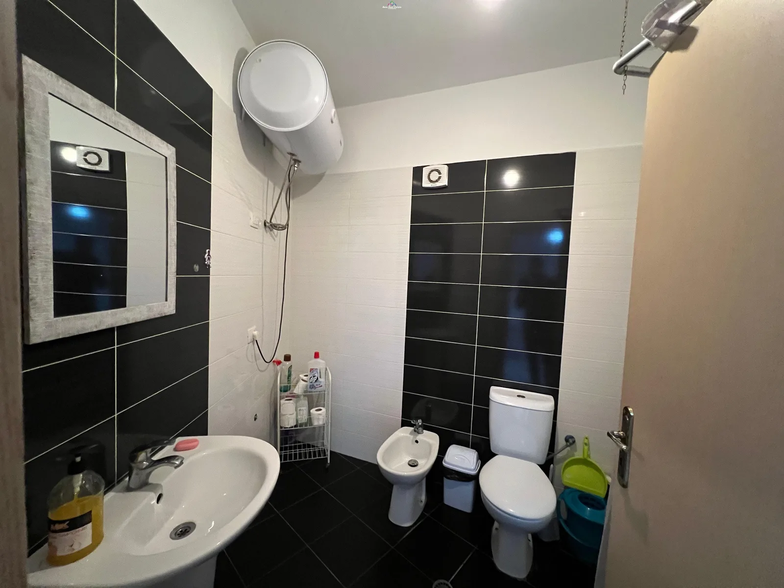 Apartament Me Qera 1+1 Ne Yzberisht (ID B2101250) Tirane