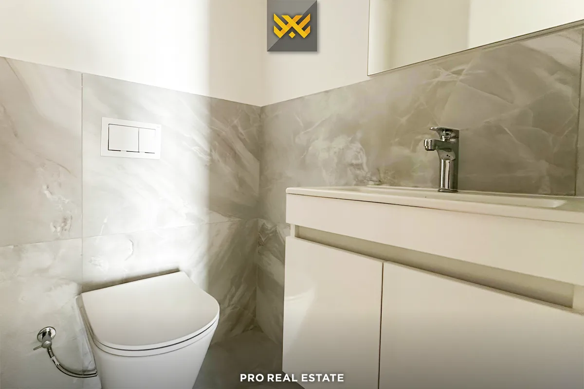 Banesë / Zyre 85m² me #QIRA te Prishtina e Re