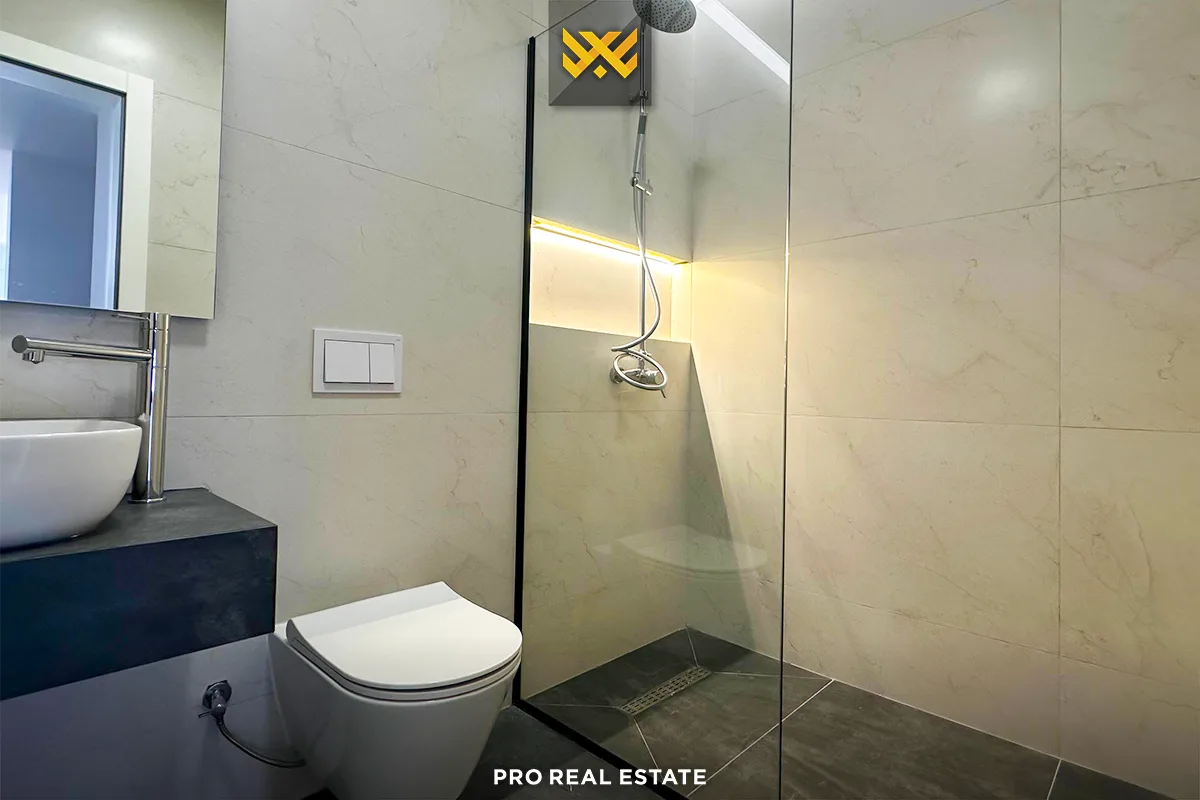 Banesë / Zyre 85m² me #QIRA te Prishtina e Re