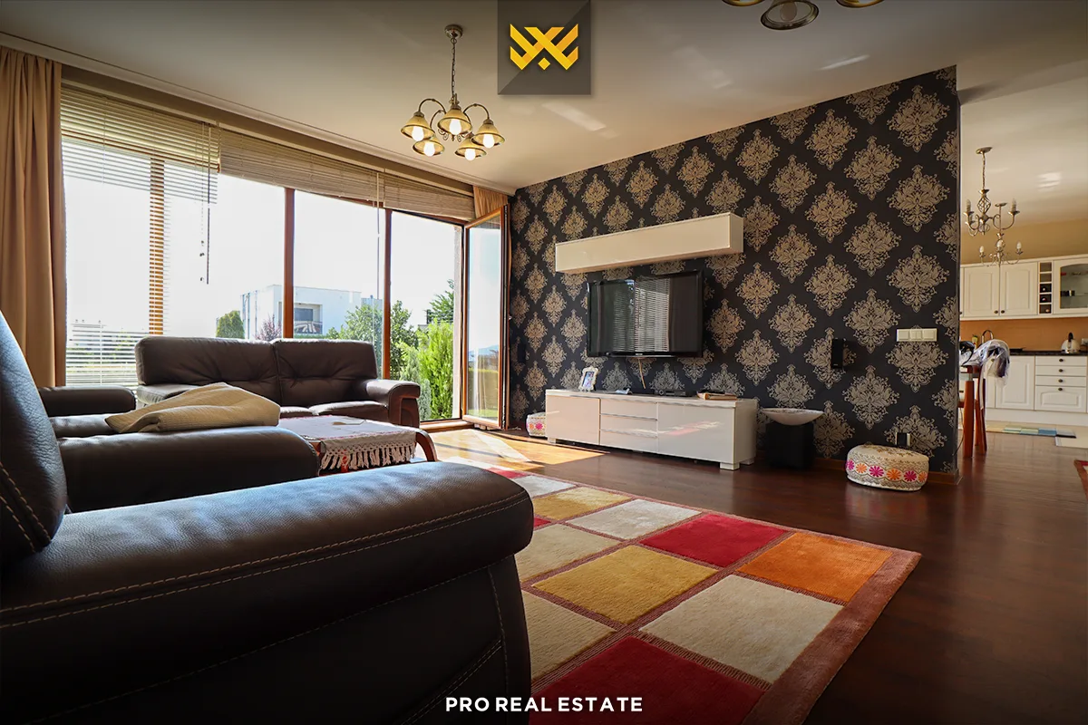 Shtëpi 443m² me #QIRA në Hajvali