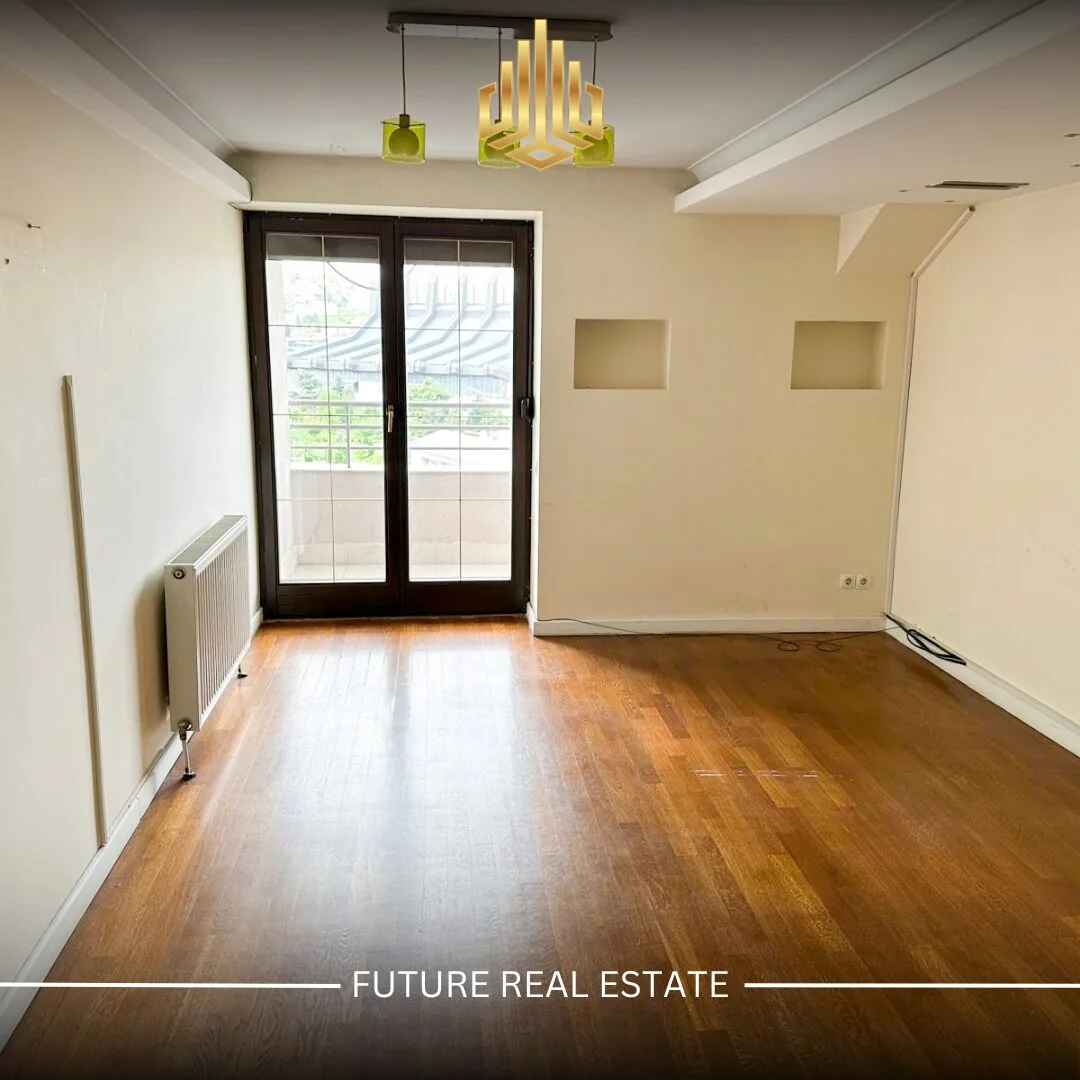 Penthouse me QERA/360m²