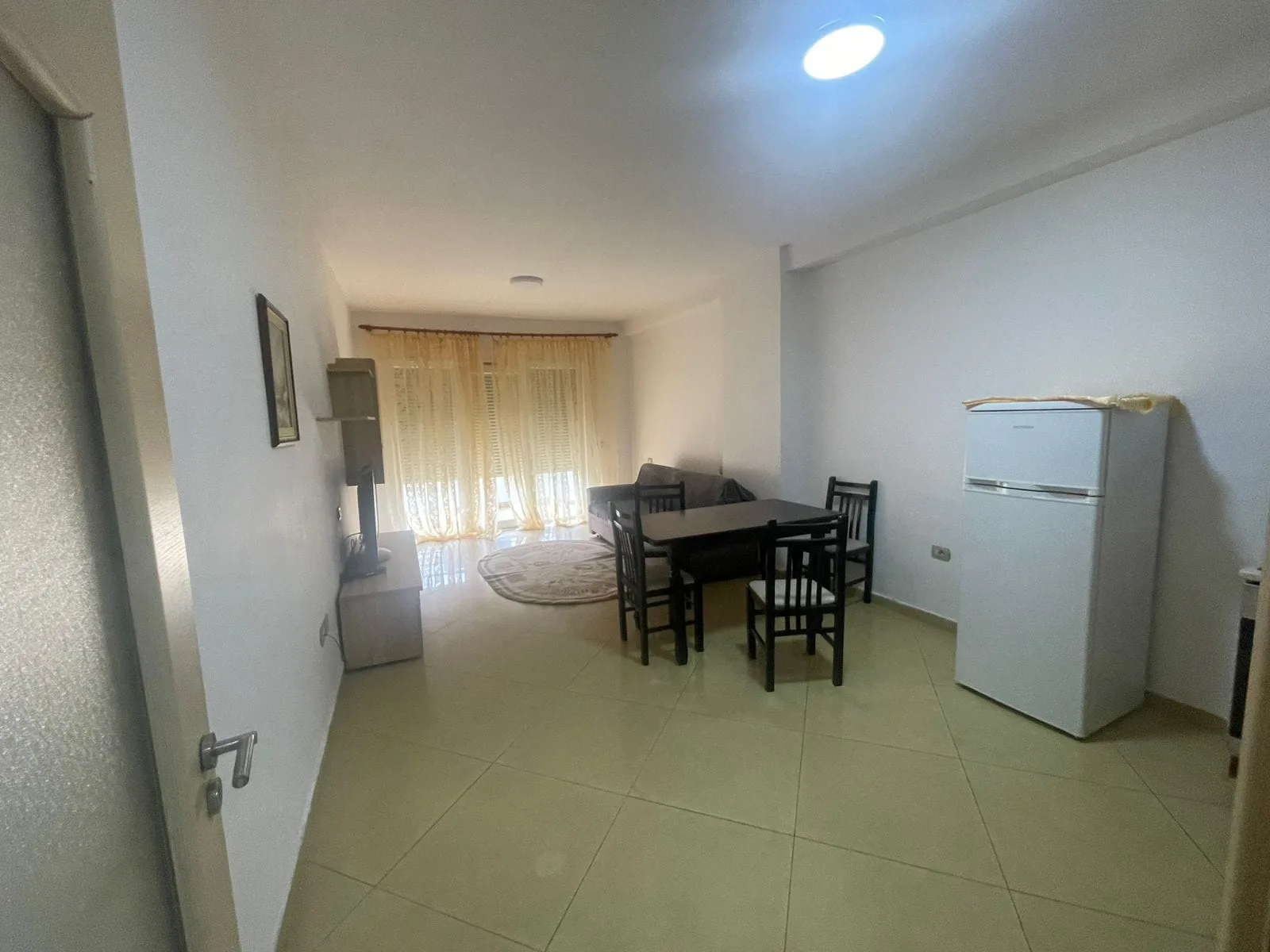 Apartamet Me Qera 1+1 Ne Astir (ID B2101113) Tirane