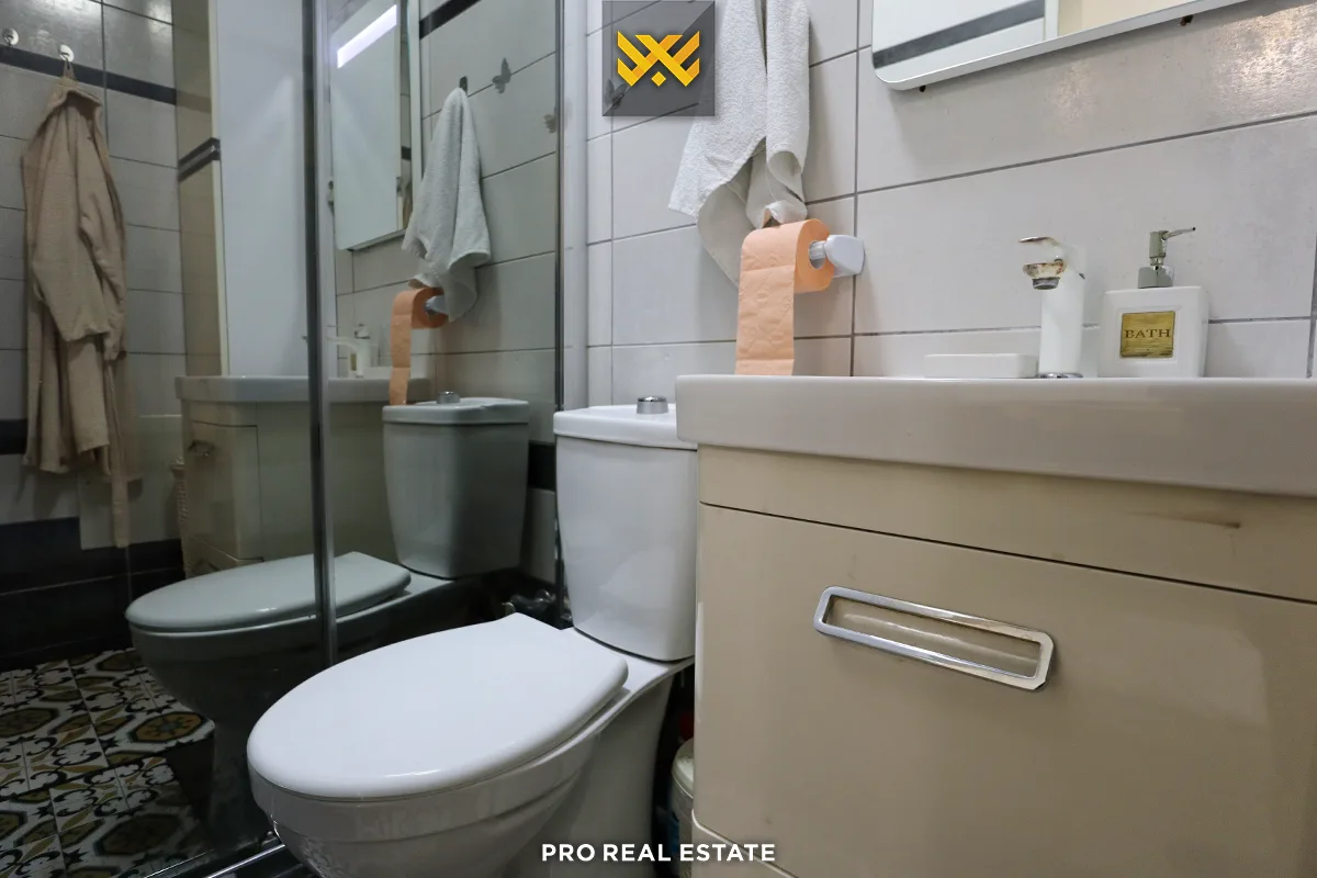 Shtëpi 300m² + 100m² me #QIRA në Veternik