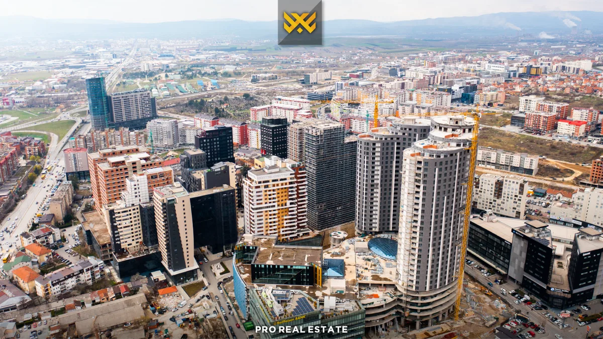 Lokal 1550m² për #SHITJE në Lakrishtë