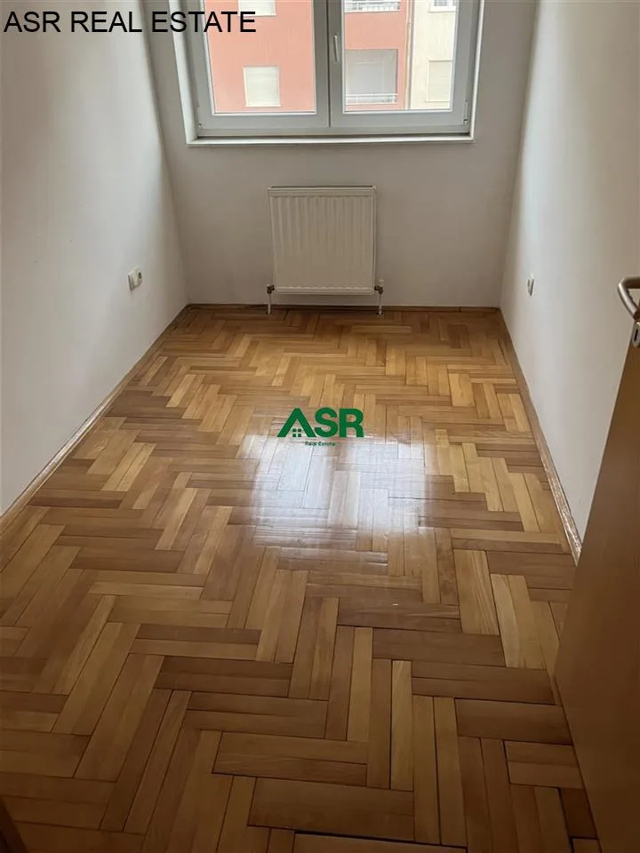 Shitet banesa  në lagjen Arberia ne Prishtine