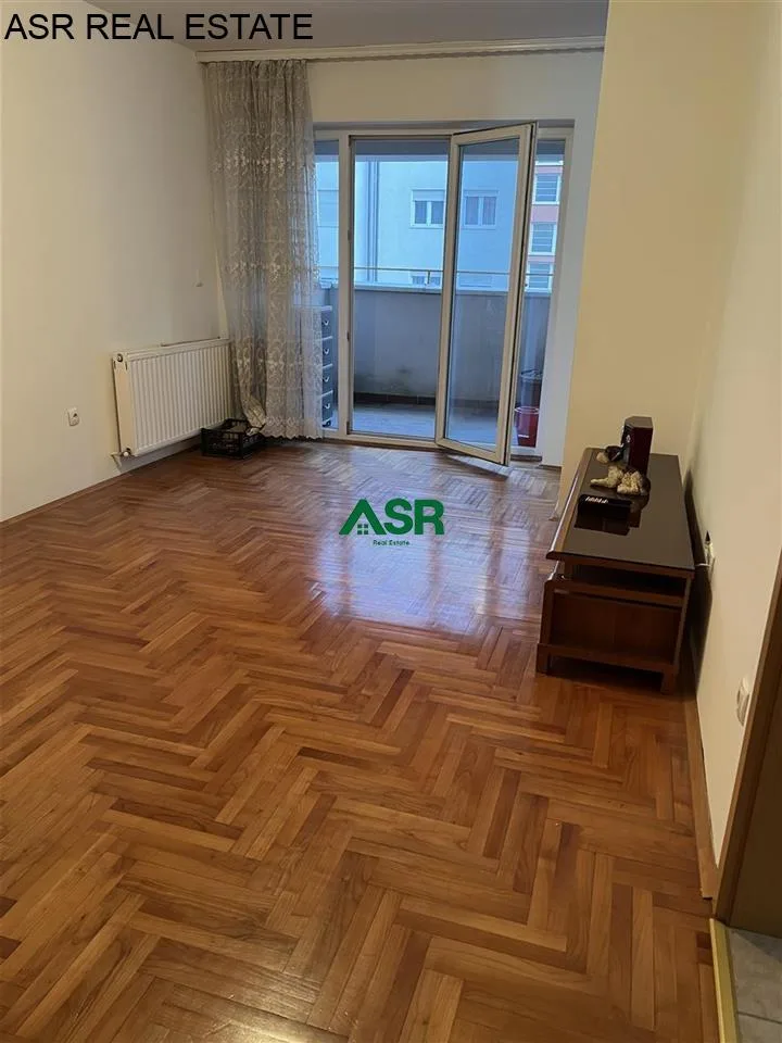 Shitet banesa  në lagjen Arberia ne Prishtine
