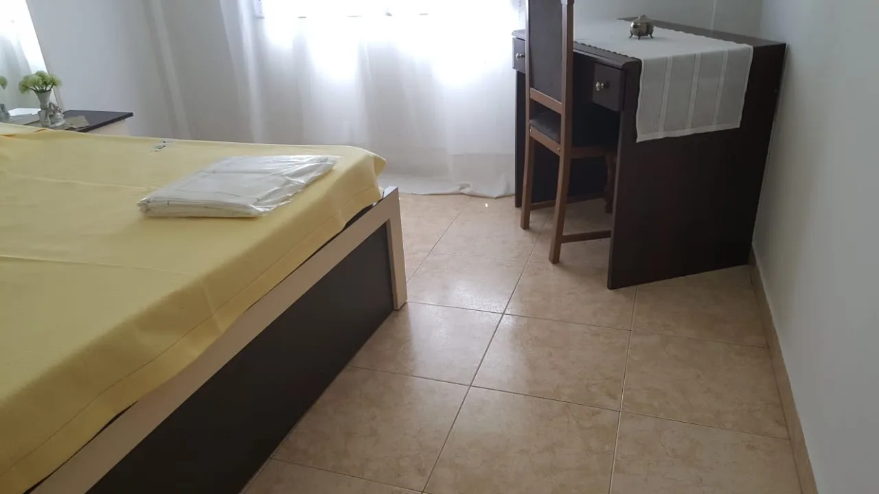 Jepet apartament me qira 2+1 te rruga e durresit,tirane