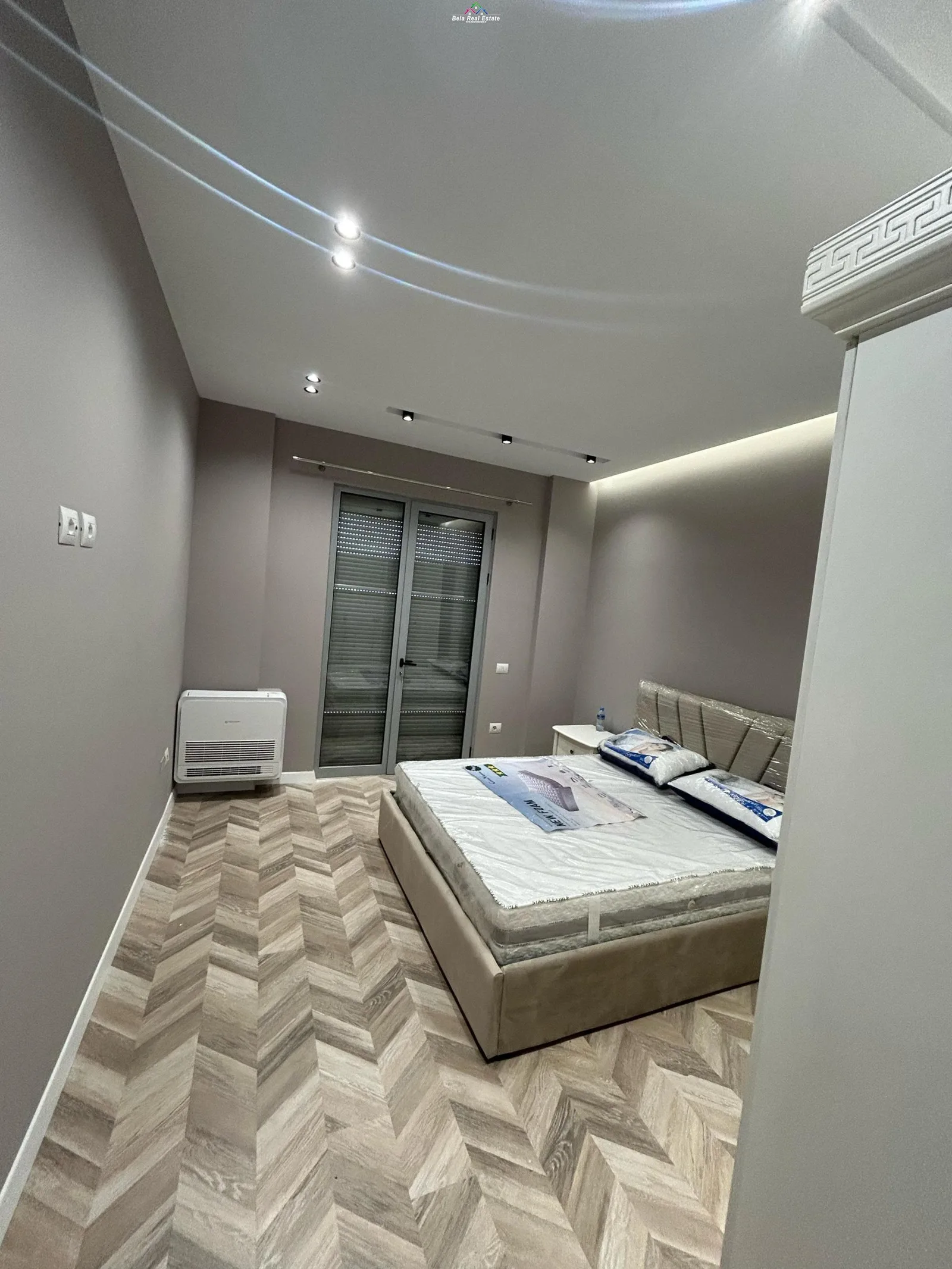 Apartament Me Qera 2+1+2 ne Qender (ID B2201182) Tirane.