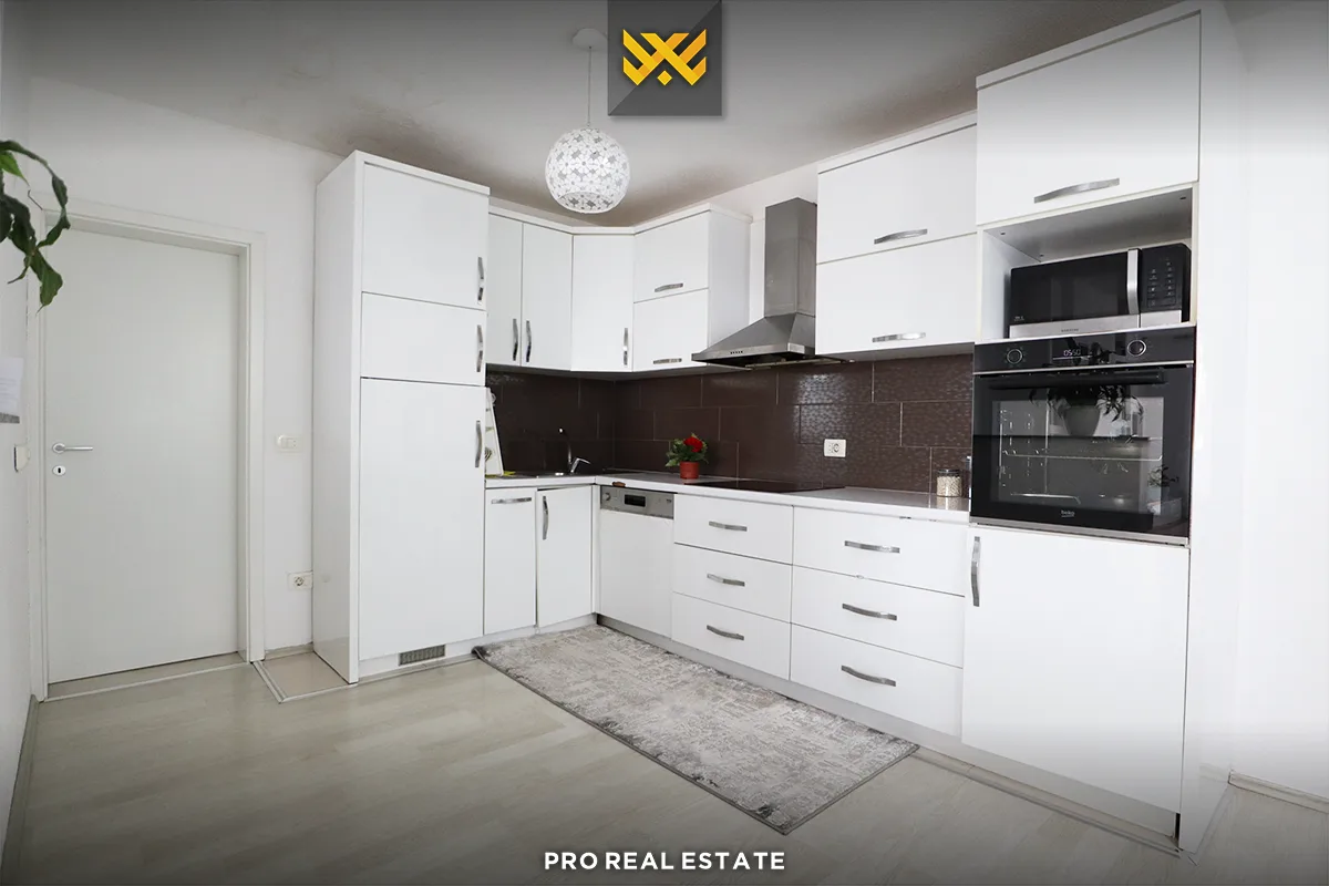 Shtëpi 295m² në #SHITJE në Çagllavicë.