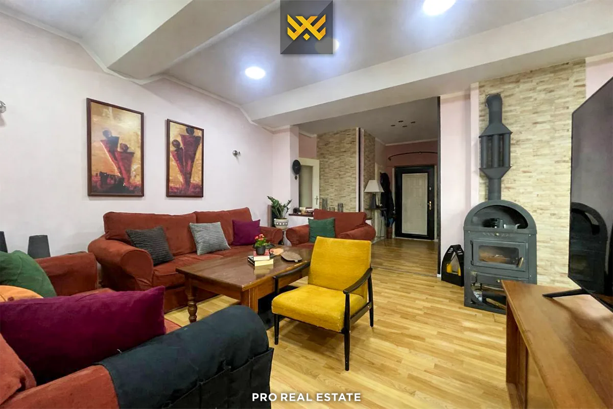 Banesë 145m² për #SHITJE në Bregun e Diellit
