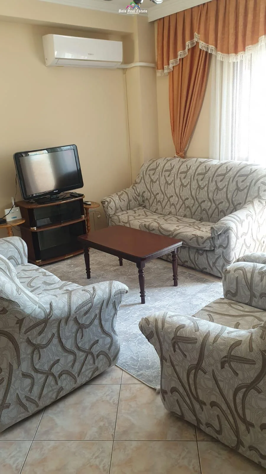 Jepet Me Qera Apartament 2+1 Tek Bulevardi Zogu i Pare (ID B220179) Tirane