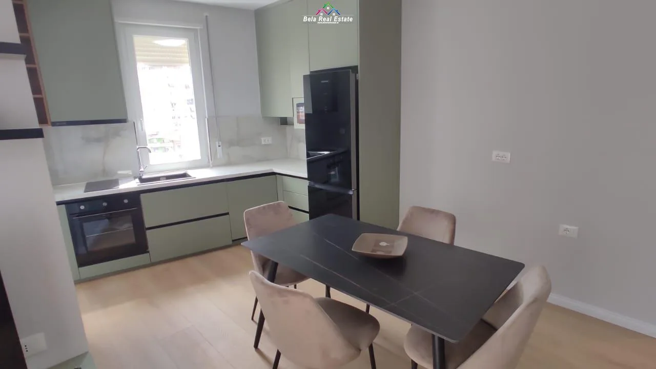 Apartament Me Qera 1+1 Tek Xhamia e Tabakeve (ID B2101021) Tirane.
