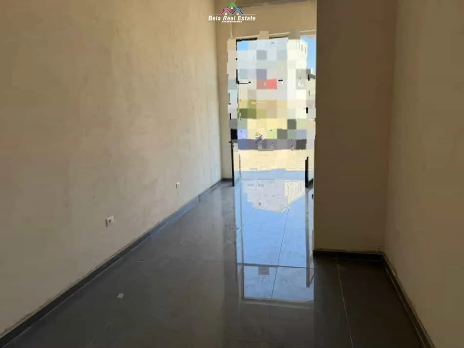 Dyqan me Qera Ne Astir ( ID BD21811) Tirane