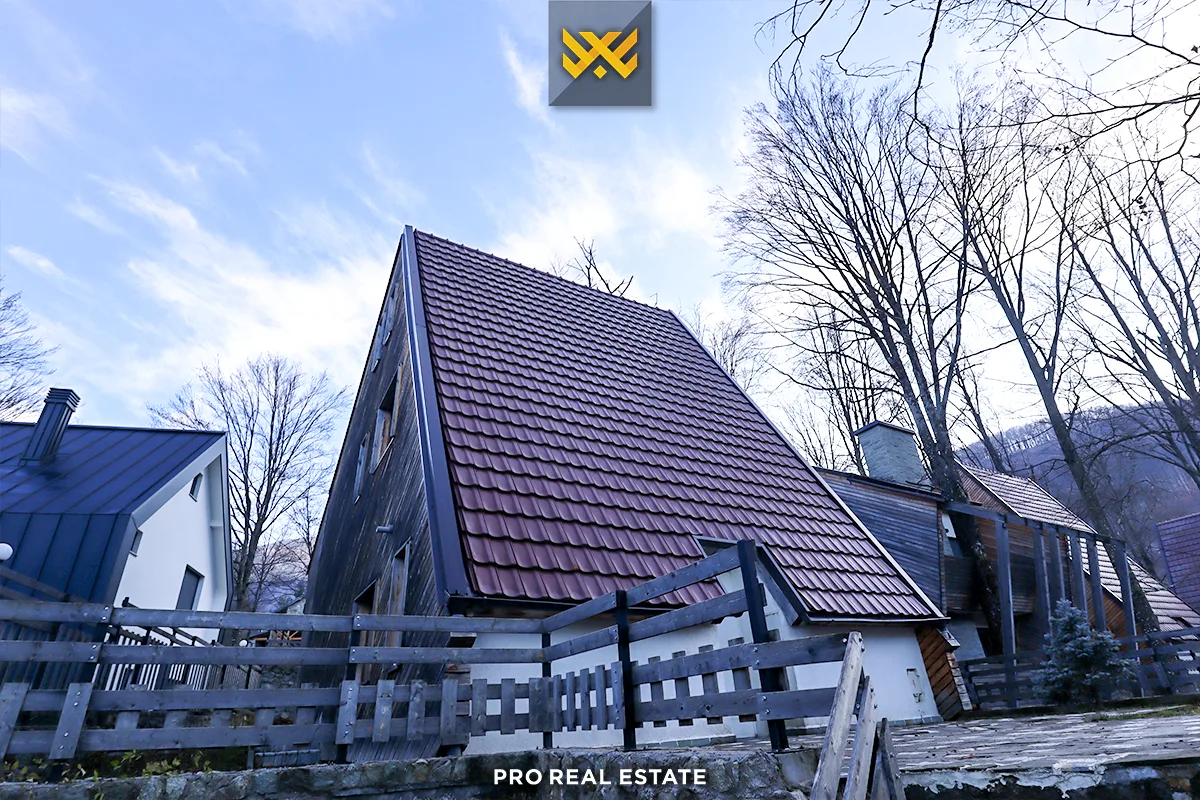 Villë 265m² për #SHITJE në Brezovicë