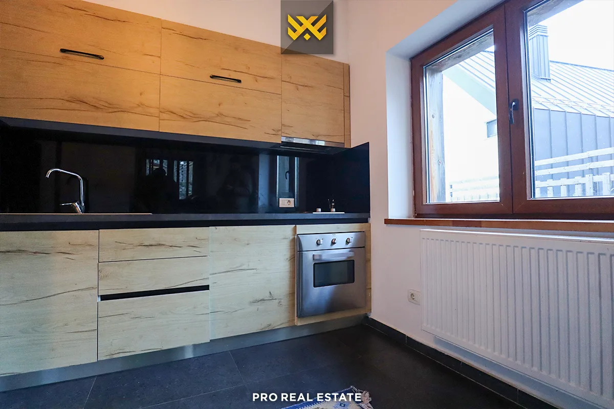 Villë 265m² për #SHITJE në Brezovicë