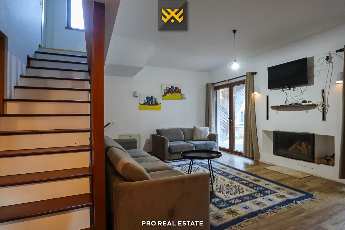 Villë 265m² për #SHITJE në Brezovicë