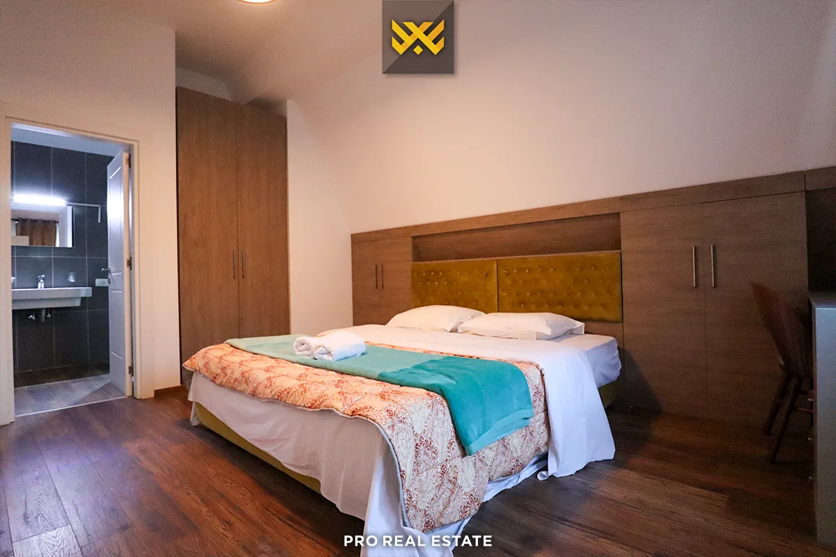 Villë 265m² për #SHITJE në Brezovicë