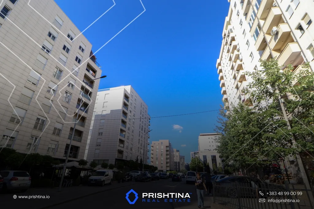 Lokal në #shitje 495m² te Rruga B