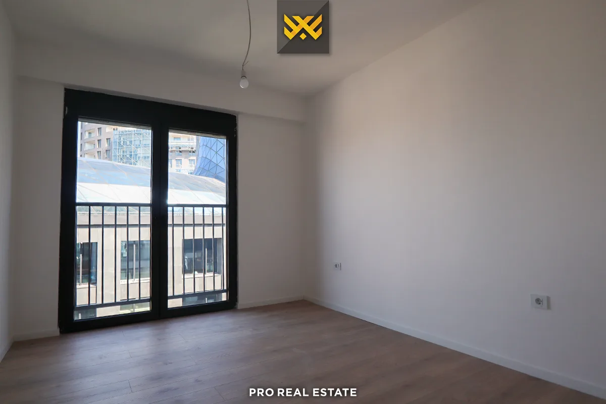 Banesë / Zyrë 99.90m² me #QIRA në Lakrishtë