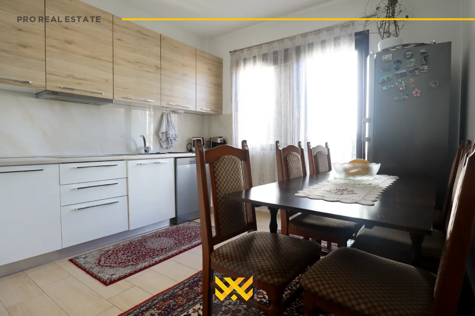 Shtëpi 550m² në #SHITJE në Velani.