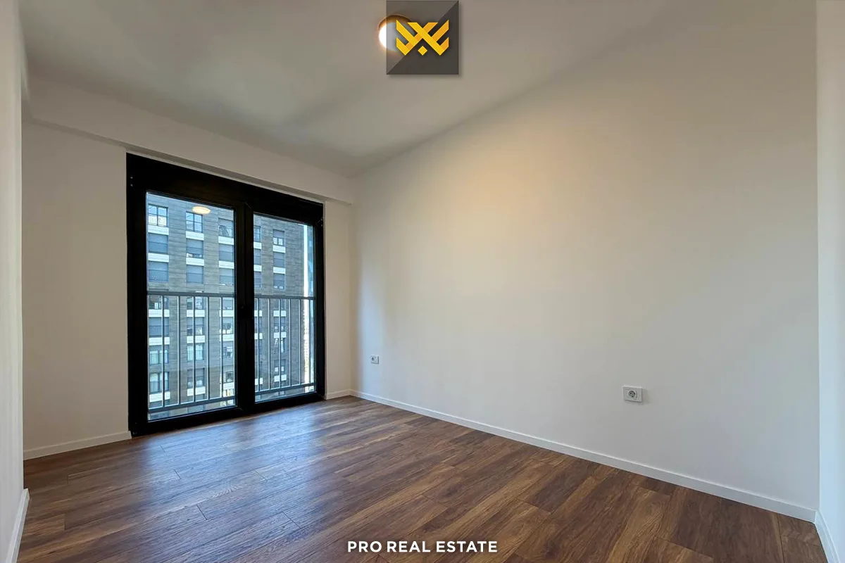 Banesë / Zyrë 120m² me #QIRA në Lakrishtë