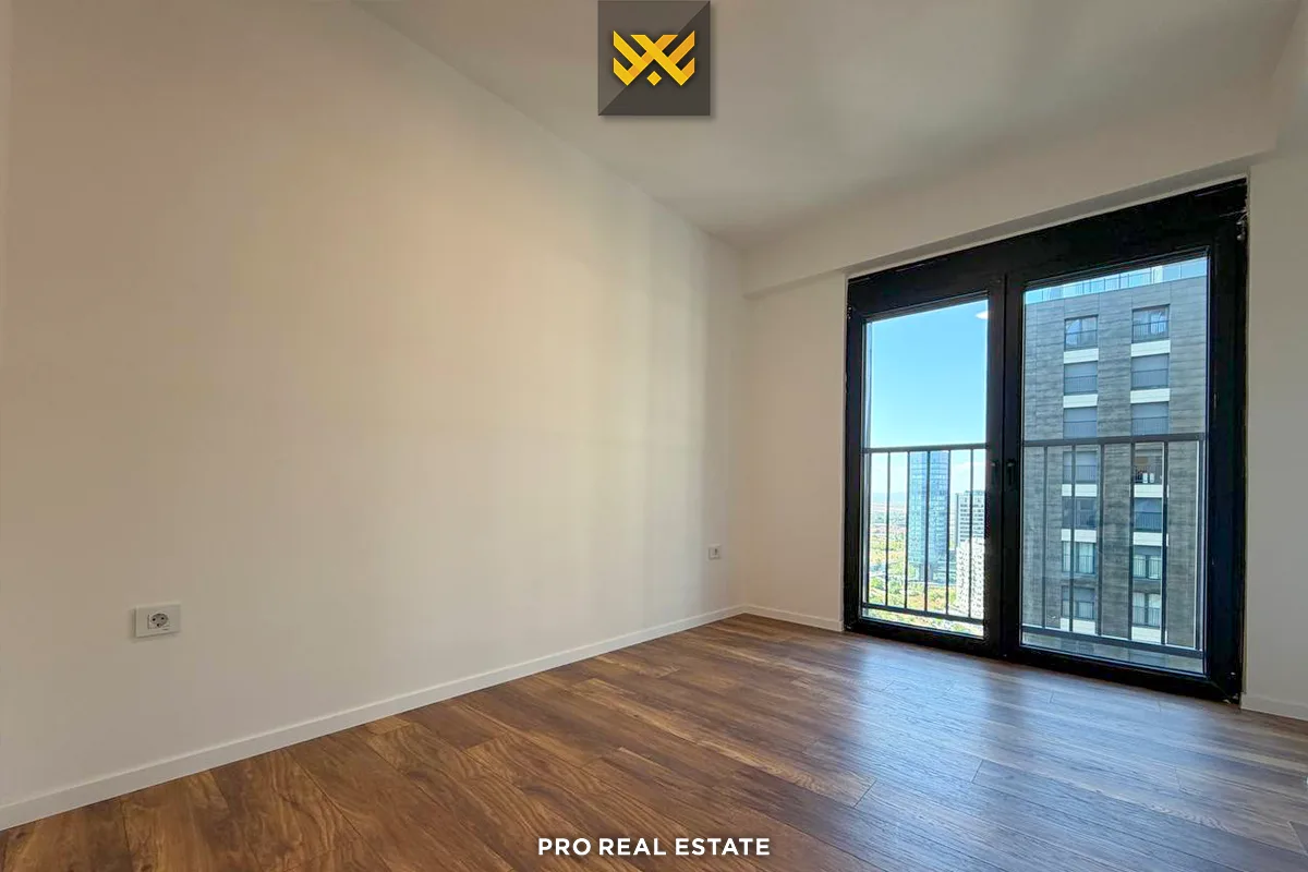 Banesë / Zyrë 120m² me #QIRA në Lakrishtë