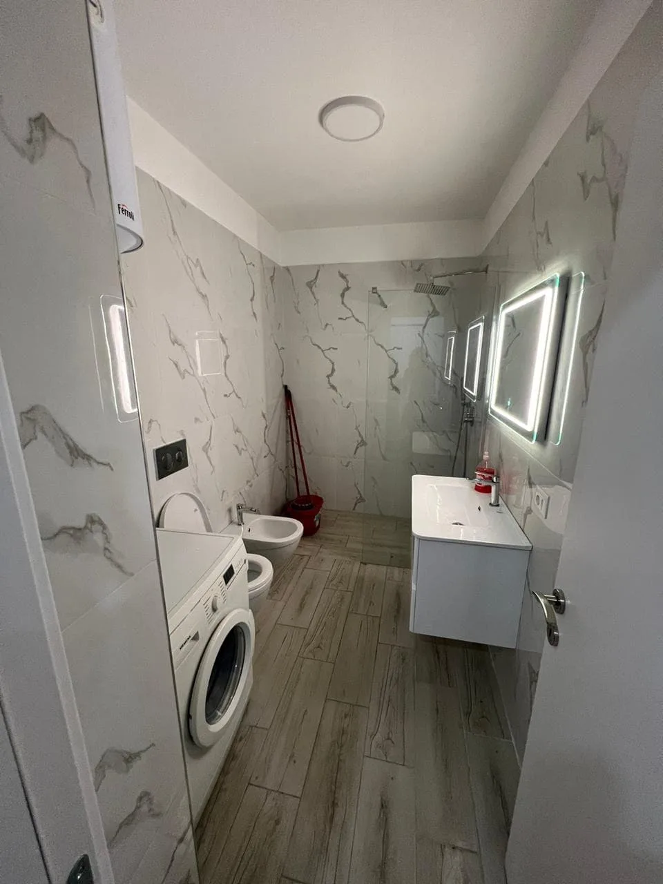 Apartament Per Shitje 1+1 tek Kompleksi Zirkon (ID B110439) Tirane