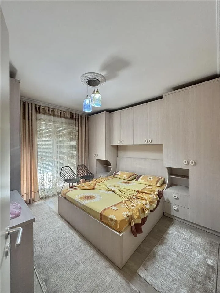 Apartament Me Qera 1+1 Tek Kompleksi Kontakt (ID B2101130) Tirane