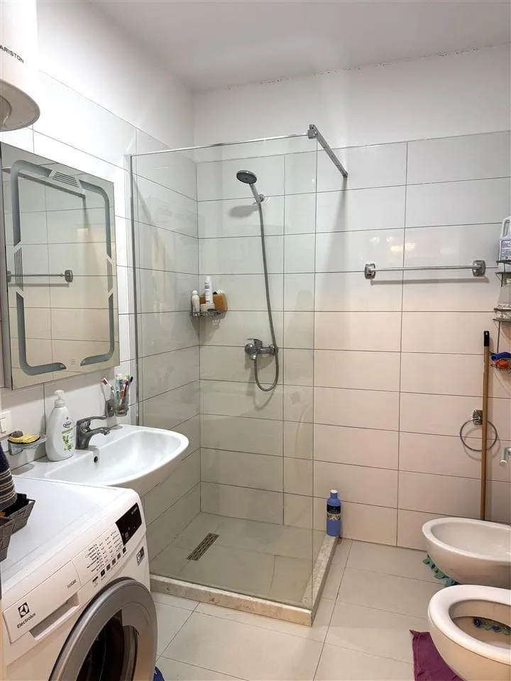Apartament Me Qera 1+1 Tek Kompleksi Kontakt (ID B2101130) Tirane