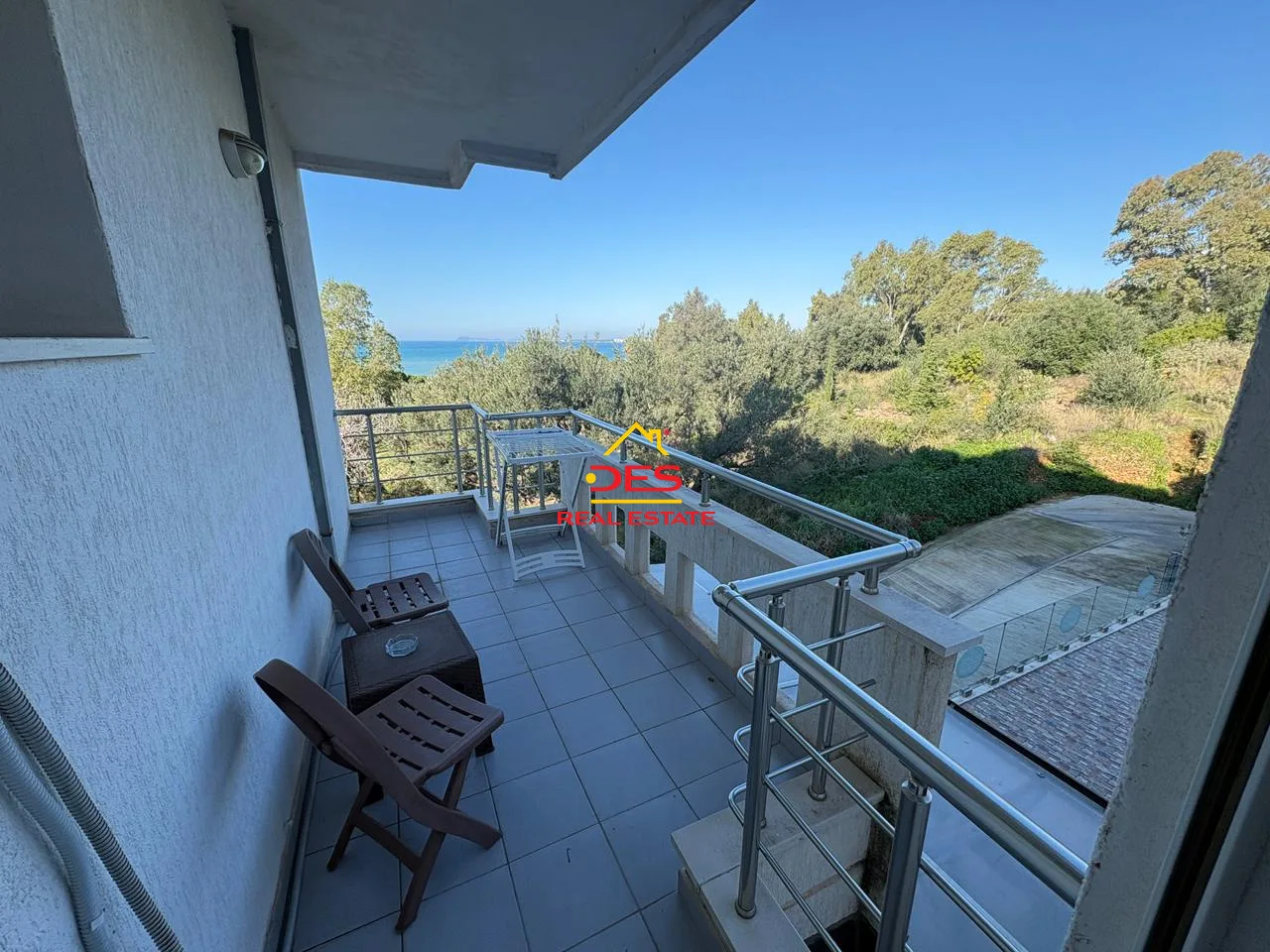 Jepet me qira apartament 1+1 + garazh në ujë të ftohtë, vlorë.