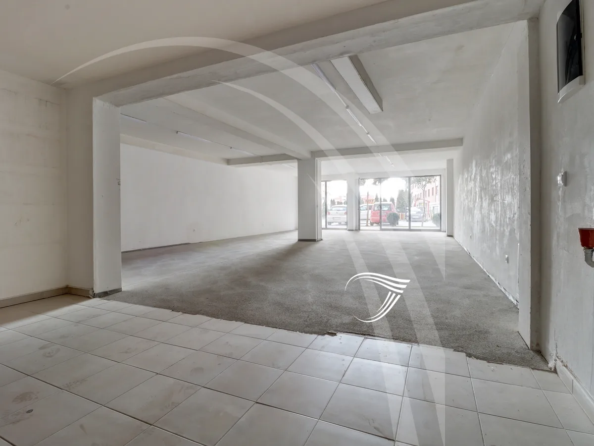 Lokale 173.99m2 në shitje në lagjen Mati 1