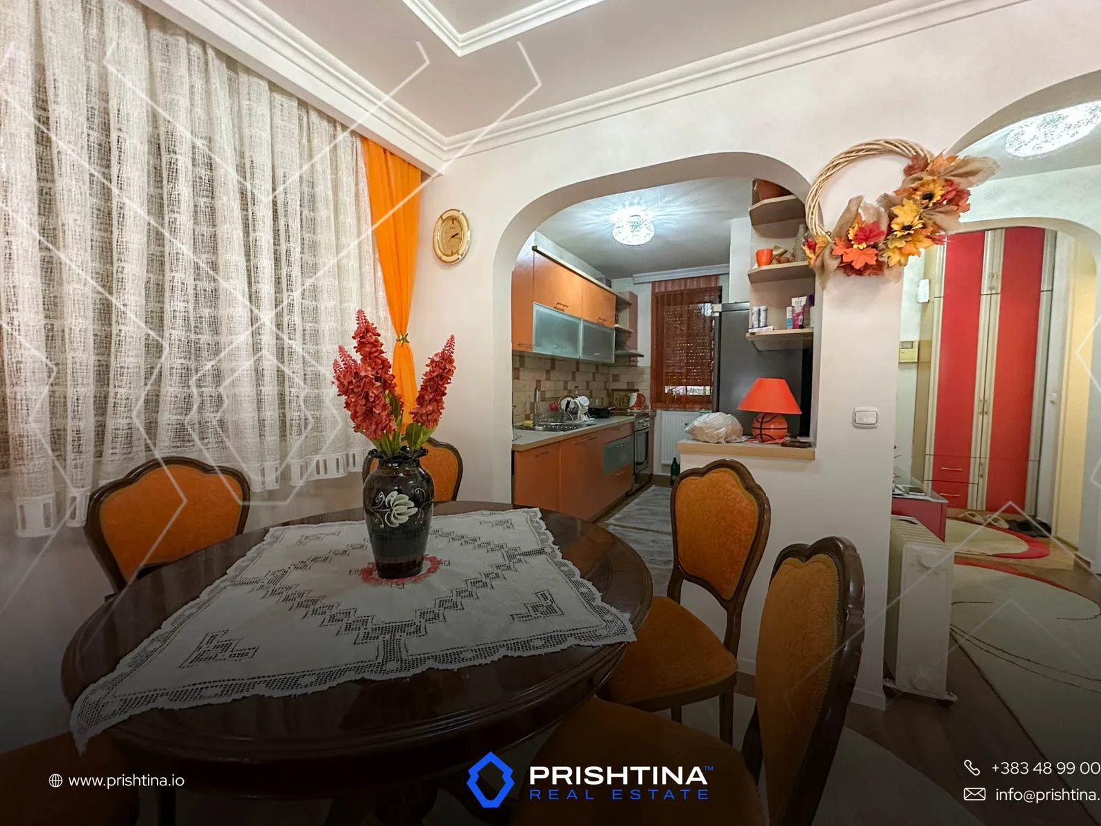Shtëpi me qira 200m² te Bregu i Diellit