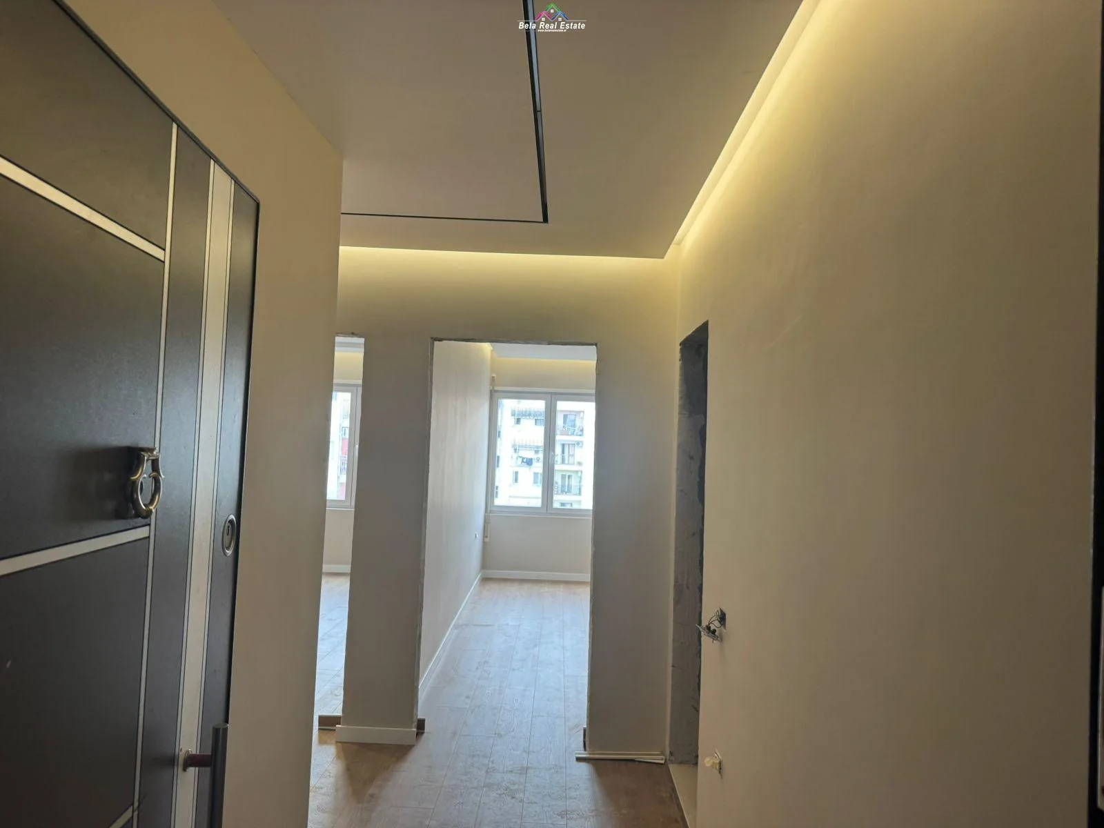 Zyre Me Qera 2+1 Tek 5 Maji ( ID BZ2882) Tirane