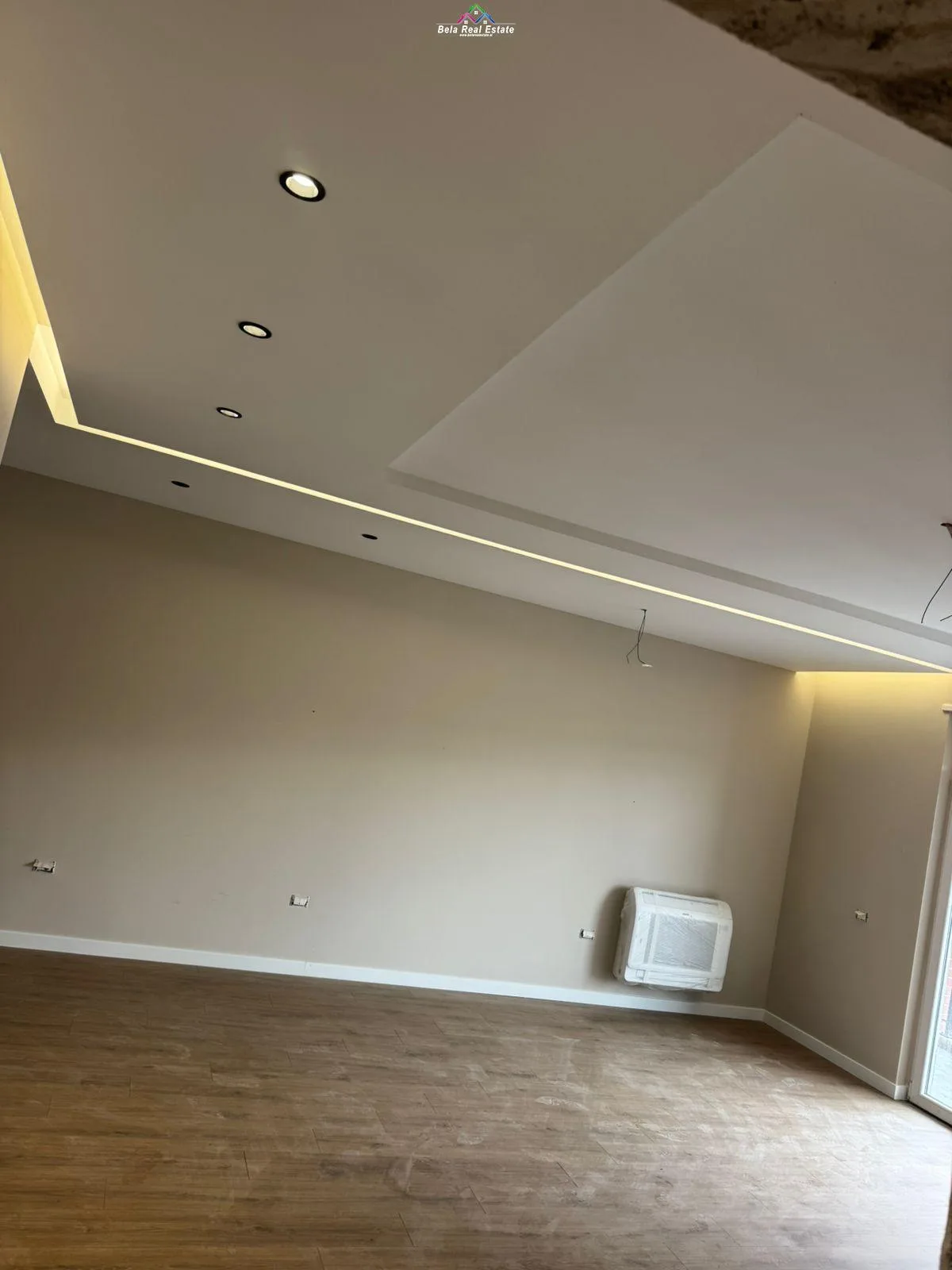 Zyre Me Qera 2+1 Tek 5 Maji ( ID BZ2882) Tirane